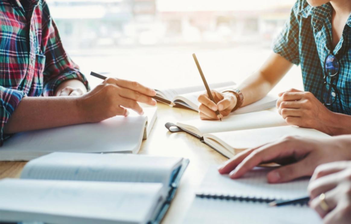 Affärsmöte med förhandlingsanalys